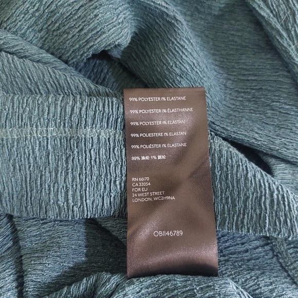 Anthropologie Long Sleeve Textured V-neck Top- size M - Picture 7 of 7